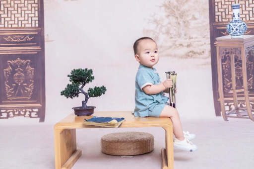 赤壁宝宝几个月翻身才正常